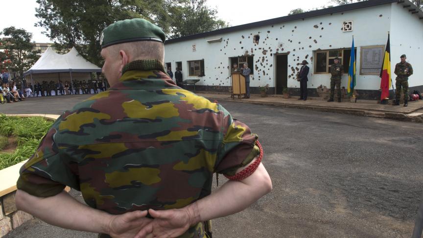 Hommage, en 2014, aux dix paras belges tués au Camp Kigali en 1994.